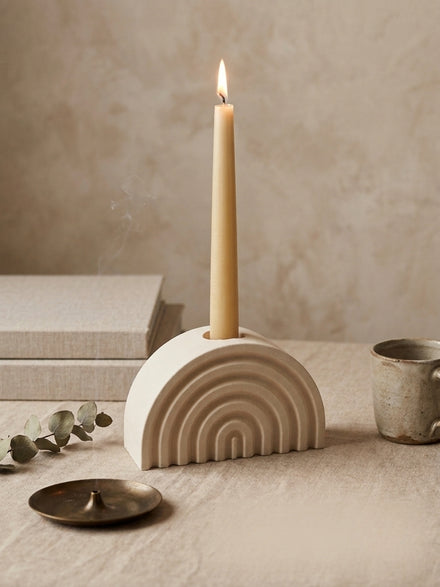 Dekoratif Gökkuşağı Tasarım Mumluk & Şamdan - Minimalist İskandinav Ev Aksesuarı - 7x10 cm