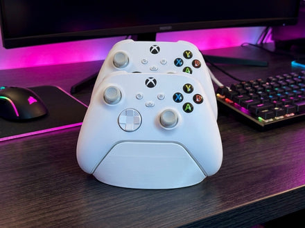 Xbox Uyumlu Çiftli Kol Standı - Series X / S ve Xbox One Oyun Kolu Tutucu Masaüstü Düzenleyici - Beyaz
