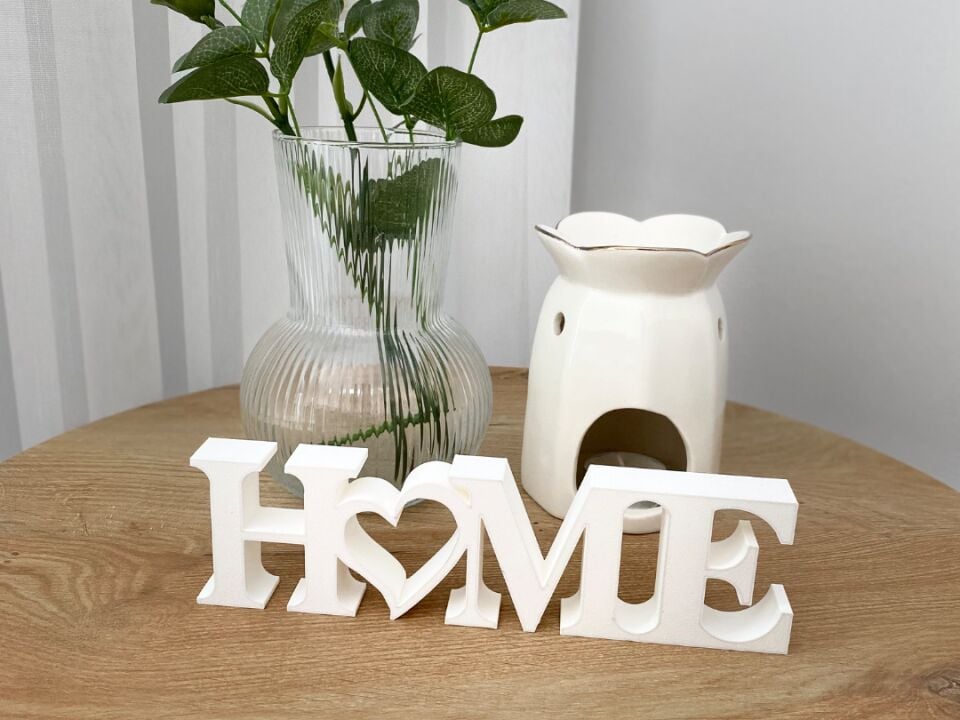 '' HOME '' Dekoratif Biblo