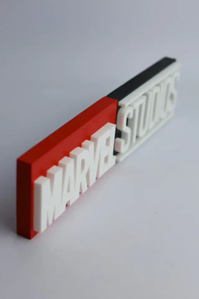 Marvel Studios - 3 Boyutlu Tabela - 20cm x 5cm x 1.5cm