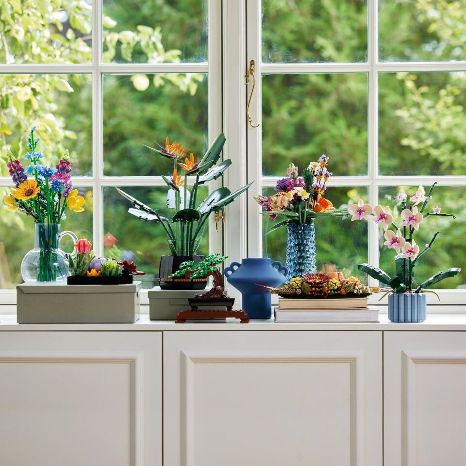 LEGO Kiraz Çiçekleri Kutlama Hediyesi 40725 – 8 Yaş ve Üzeri Çocuklar için Doğum Günü Hediyesi Fikri, Pastel Tonlarda Çiçeklerle Kaplı 2 Dal İçeren Dekoratif Yaratıcı Oyuncak Yapım Seti (430 Parça)