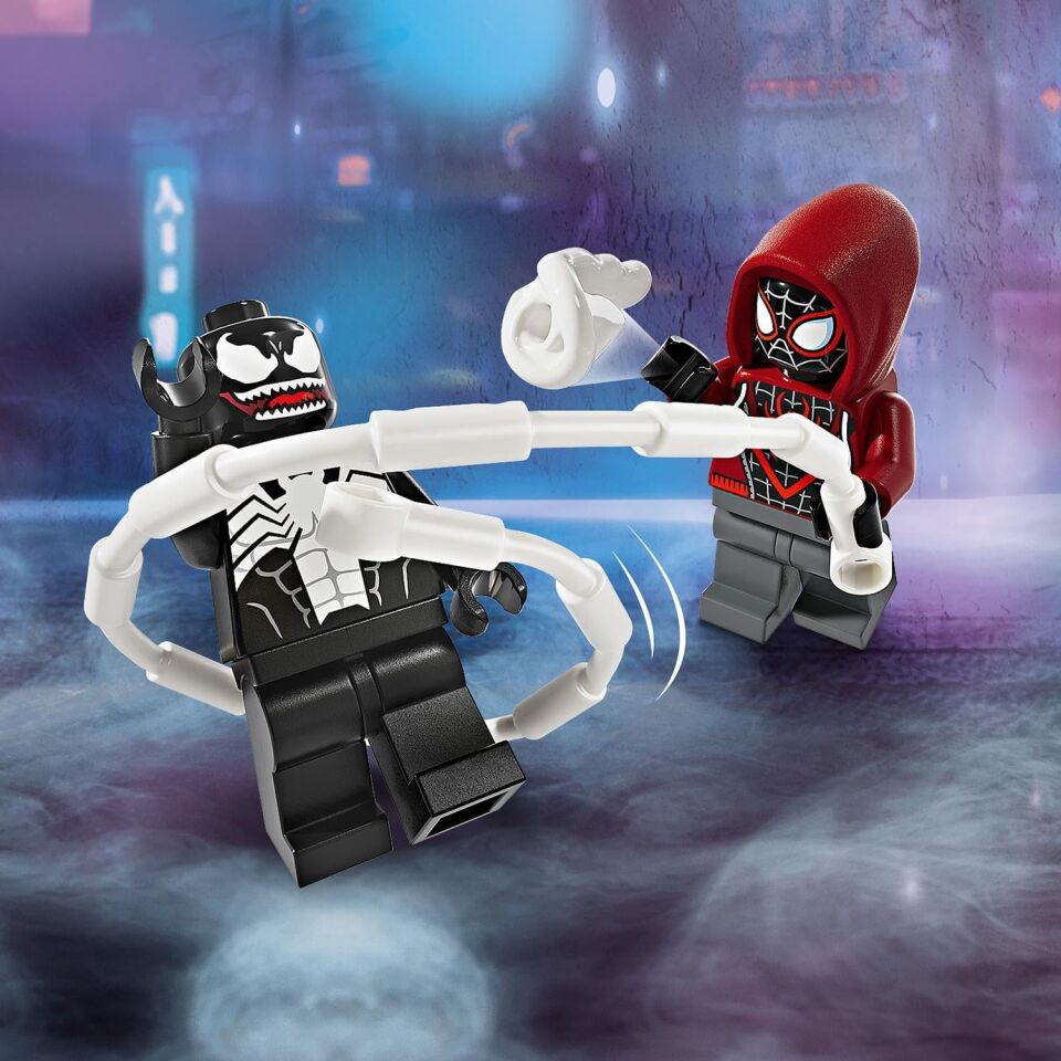 LEGO | Marvel Venom Robot Zırhı Miles Morales’e Karşı 76276-6 Yaş ve Üzeri Süper Kahraman Seven Çocuklar için İnşa Edilebilen Yaratıcı Oyuncak Yapım Seti (134 parça)