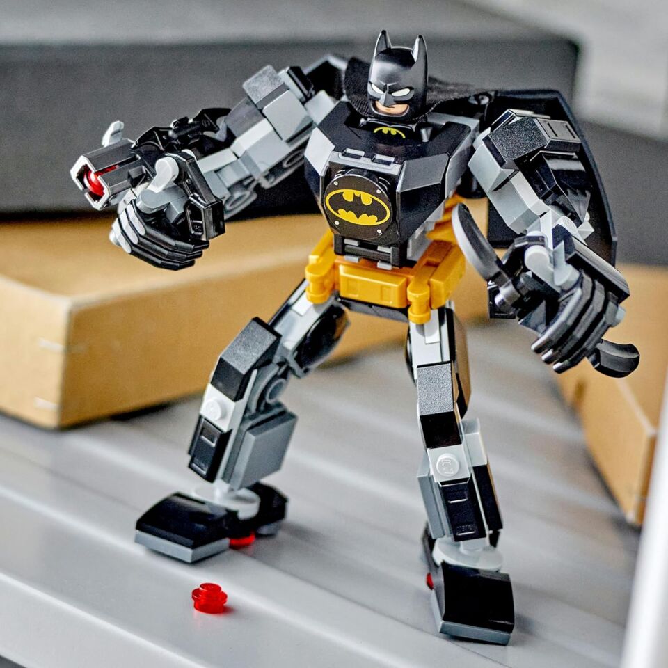 LEGO DC Batman: Batman Robot Zırhı 76270 – 6 Yaş ve Üzeri Süper Kahraman Sevenler İçin Batman Minifigürü İçeren Aksiyon Figürü Yapım Seti (140 Parça)